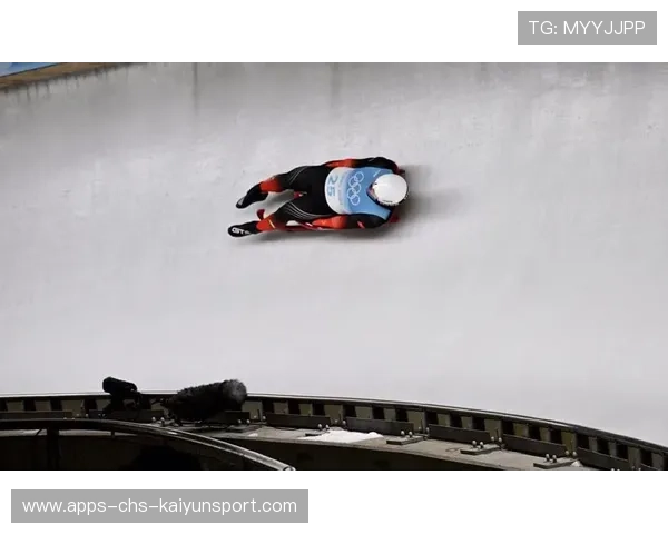 雪橇锦标：俄罗斯队领先挑战纪录，金牌在望！，雪橇项目赛程中全程设多少个弯道